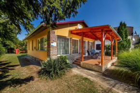 Holiday home in Balatonkeresztur 19529, Balatonmariafürdö